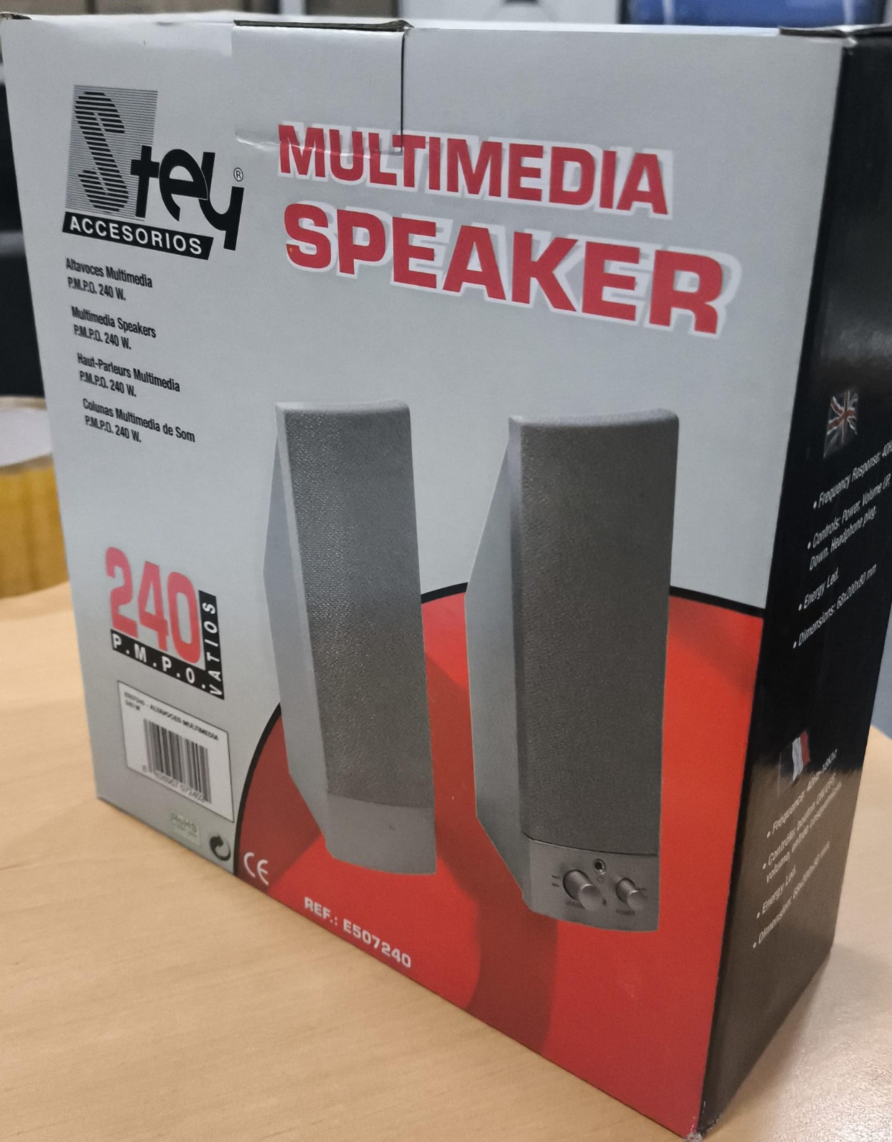 altavoces de ordenador con cable y 220v 