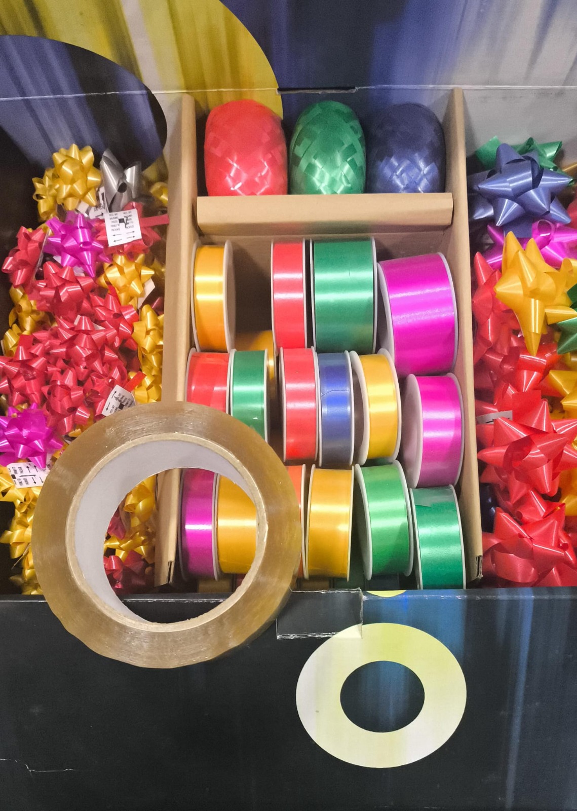 lote de cajas de lazos variados  