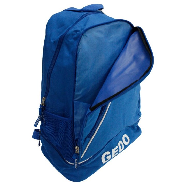 lote de mochilas GEDO deportivas y de todo tipo en el stock