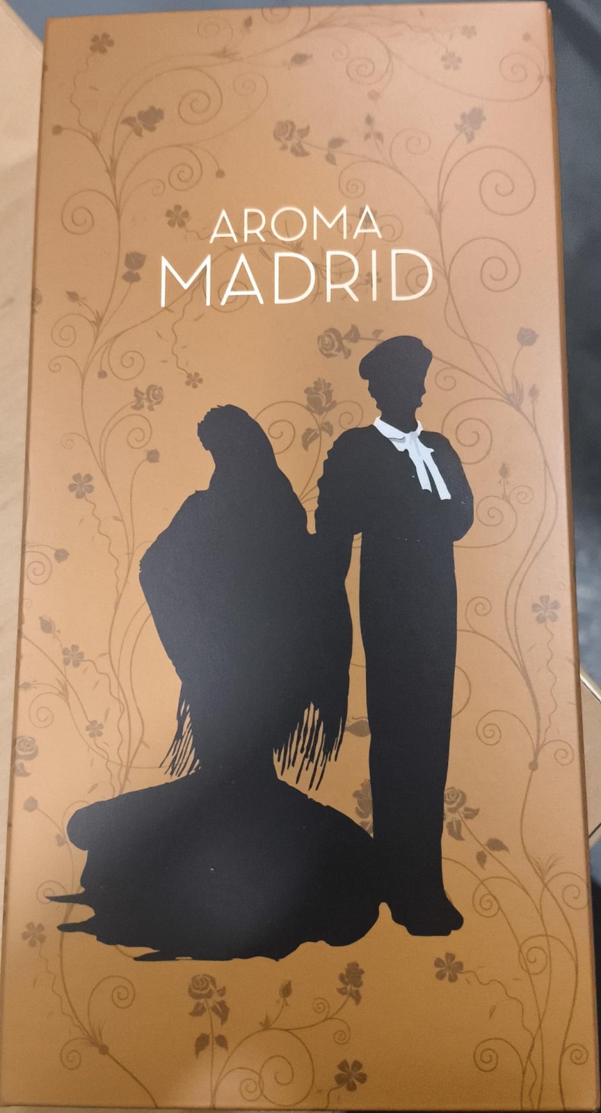 bote de colonia aroma madrid 