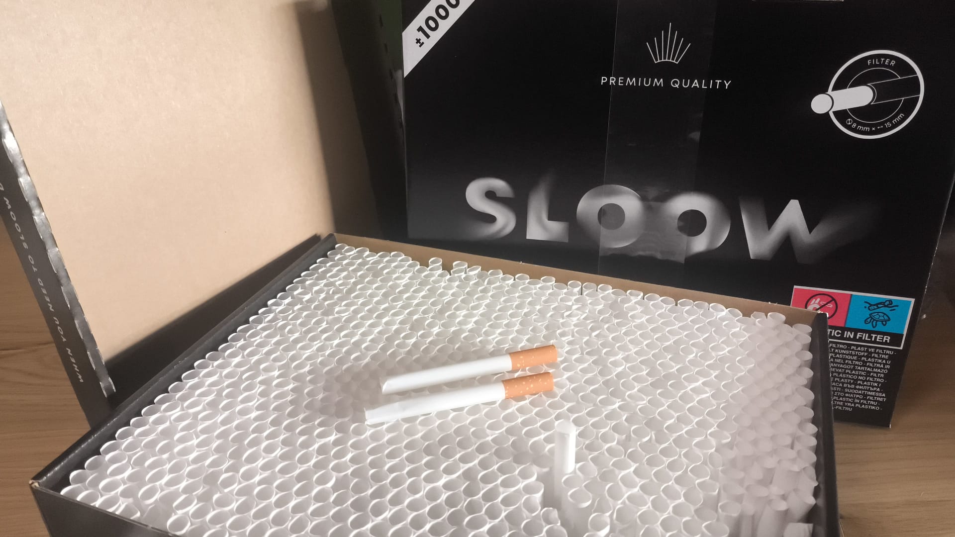 caja de 1000 cigarrillos vacios